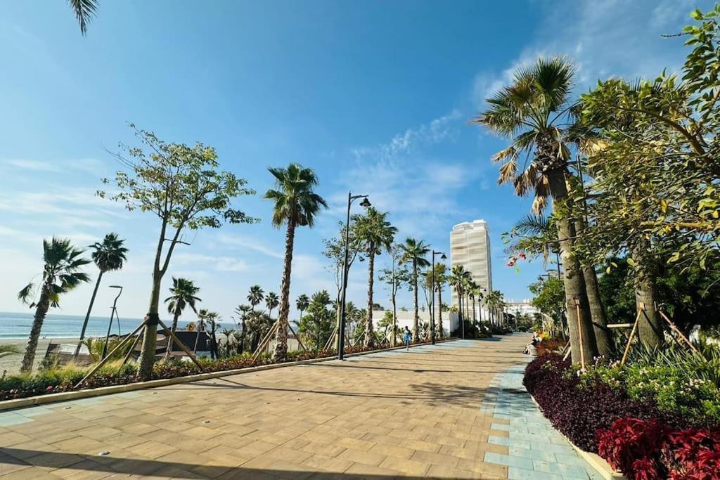 Room City Estepona Estudio Mar 外观 照片