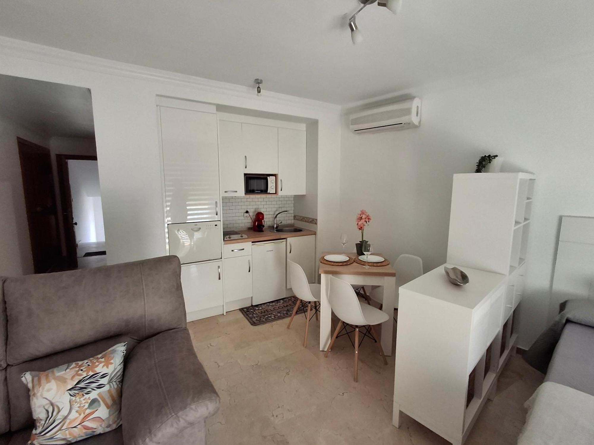 Room City Estepona Estudio Mar 外观 照片